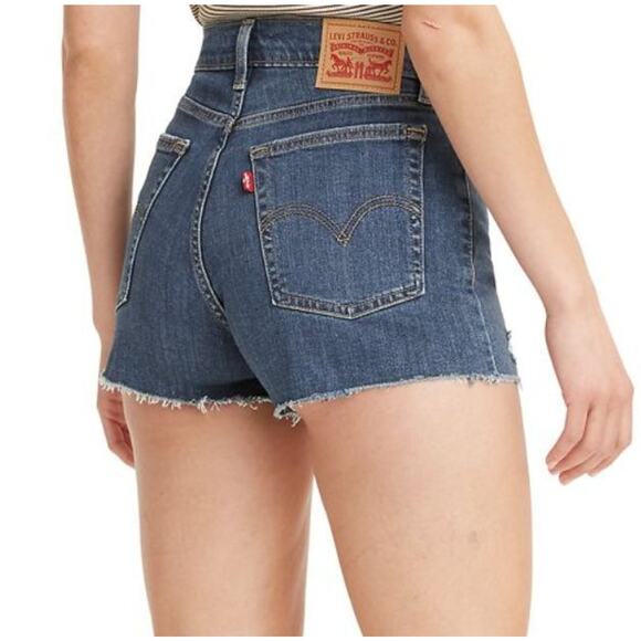 NEW Levi's Size 32 Chelsea Frayed-Hem High Rise SHORTY Denim Shorts - Picture 2 of 10